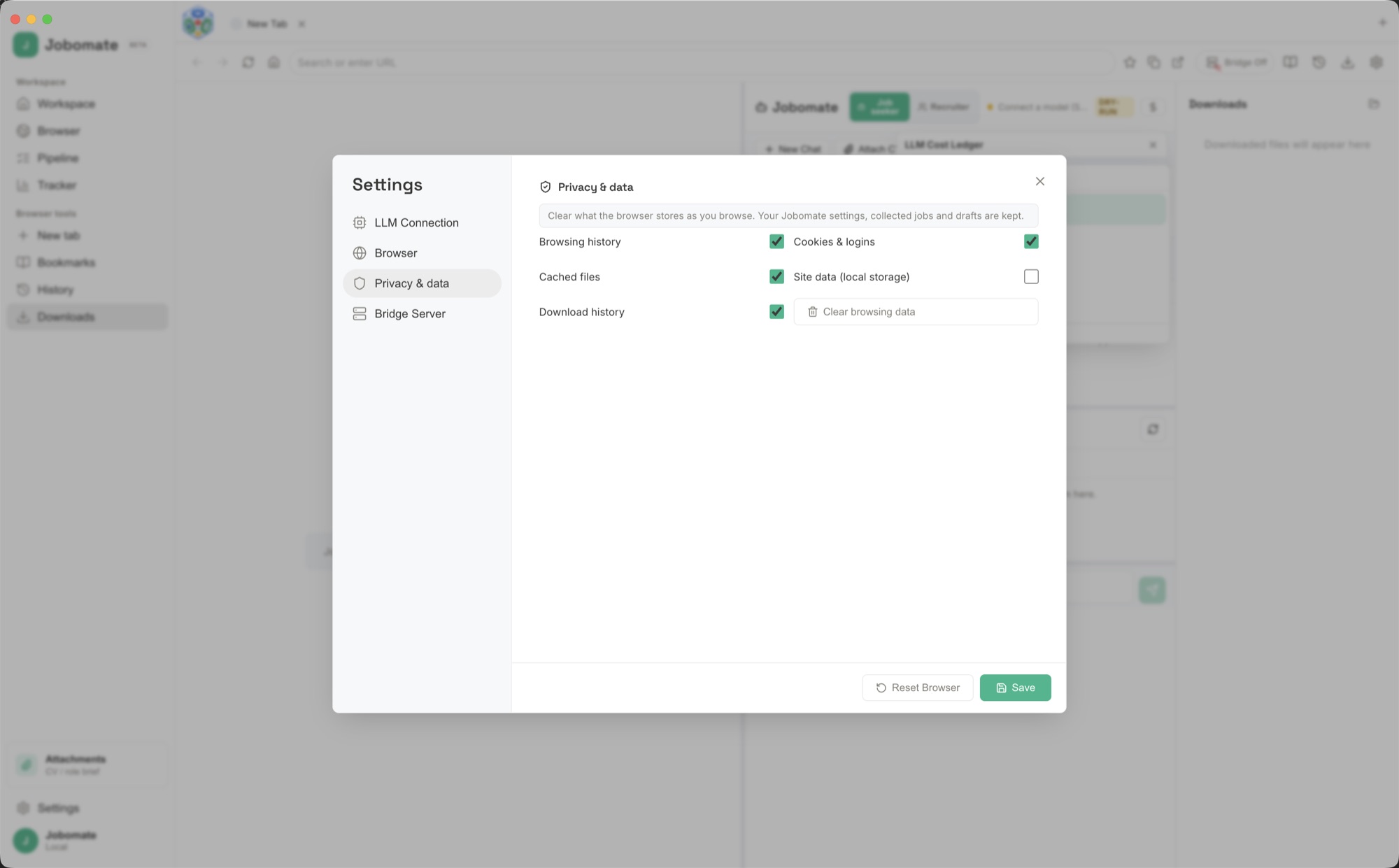 Jobomate Settings on the Privacy and data tab with options to clear browsing history, cookies, and cached files.